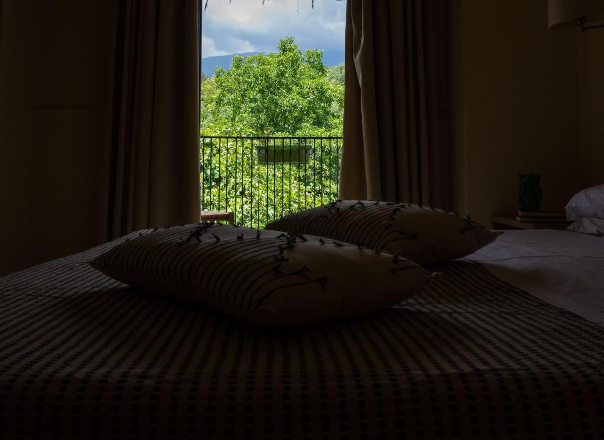 Hotel Milomax エクステリア 写真